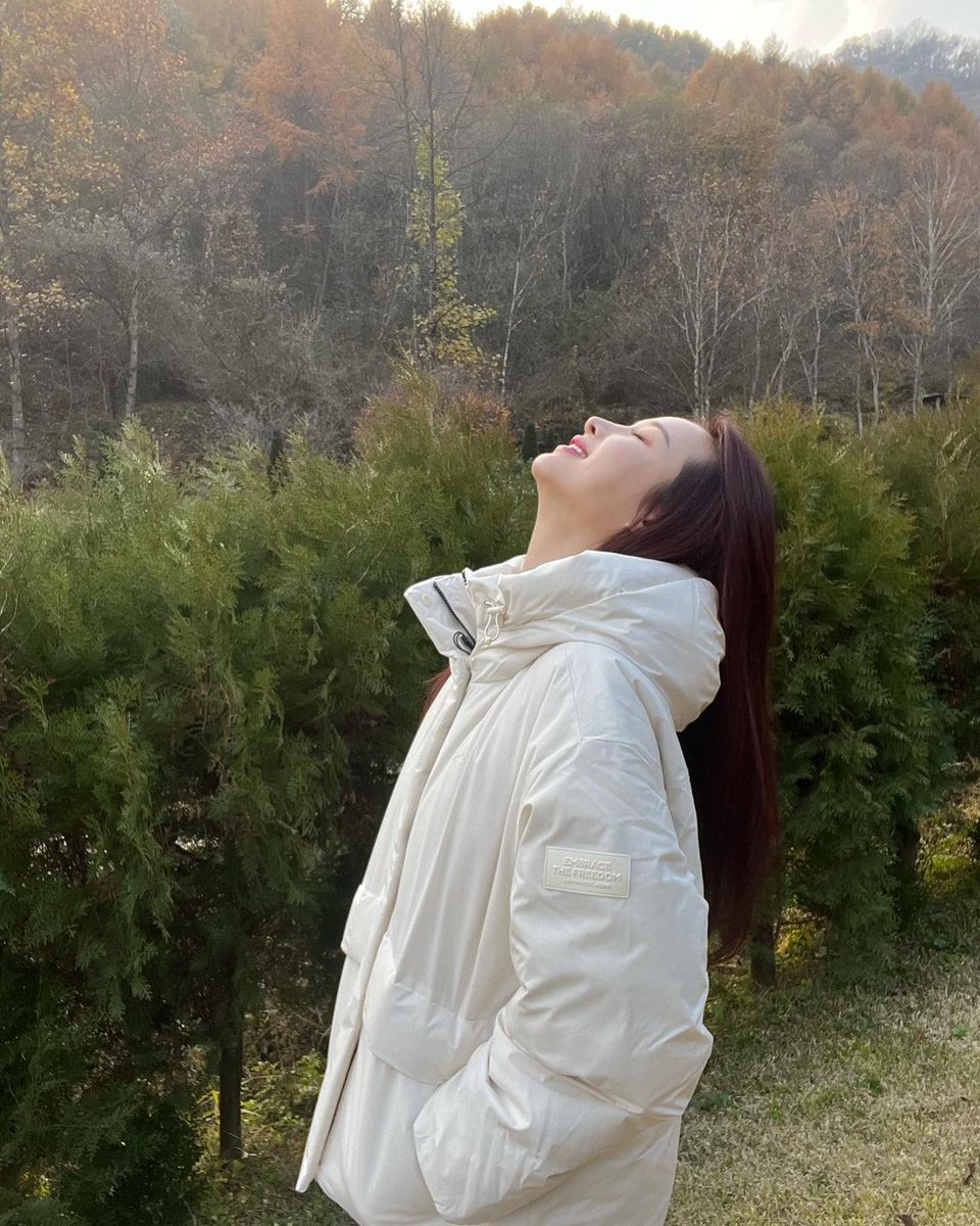 soul_gmuk_k's tweet photo. เธอกินอะไร ทำไมเธอสวยได้ขนาดนี้ เธอโสดได้อย่างไร ฉันงงมาก🤔🤔
🦋💚😍😍😍😍😍
@Solji__Official
#solji #솔지 #โซลจี
#EXIDLEGGO #EXID
#LEGGO #만두 https://t.co/kh5DR8cJi2