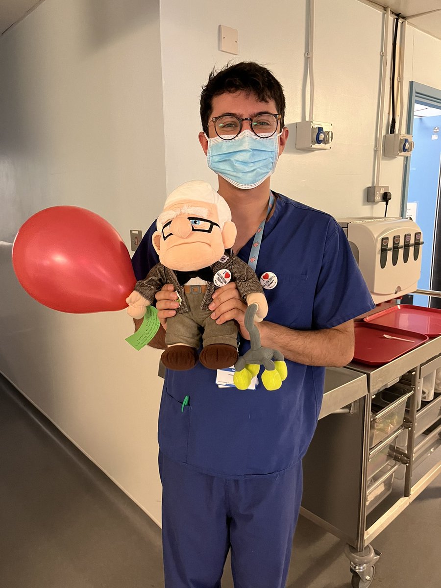 Here is our lovely Dr Holloway with OT mascot Carl- thanks Dr Holloway for supporting OTs! 💚 #OTweek2022 #TheOnlyWayIsUp