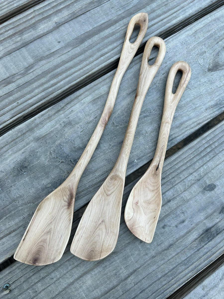 PhilGargan's tweet image. All #hophornbeam #cookingspoon 10” 12” and 14” - what’s your favorite size? These will be available at the Gathering Waters School fair next week. #handcarved #woodenspoons #unique #kitchenware