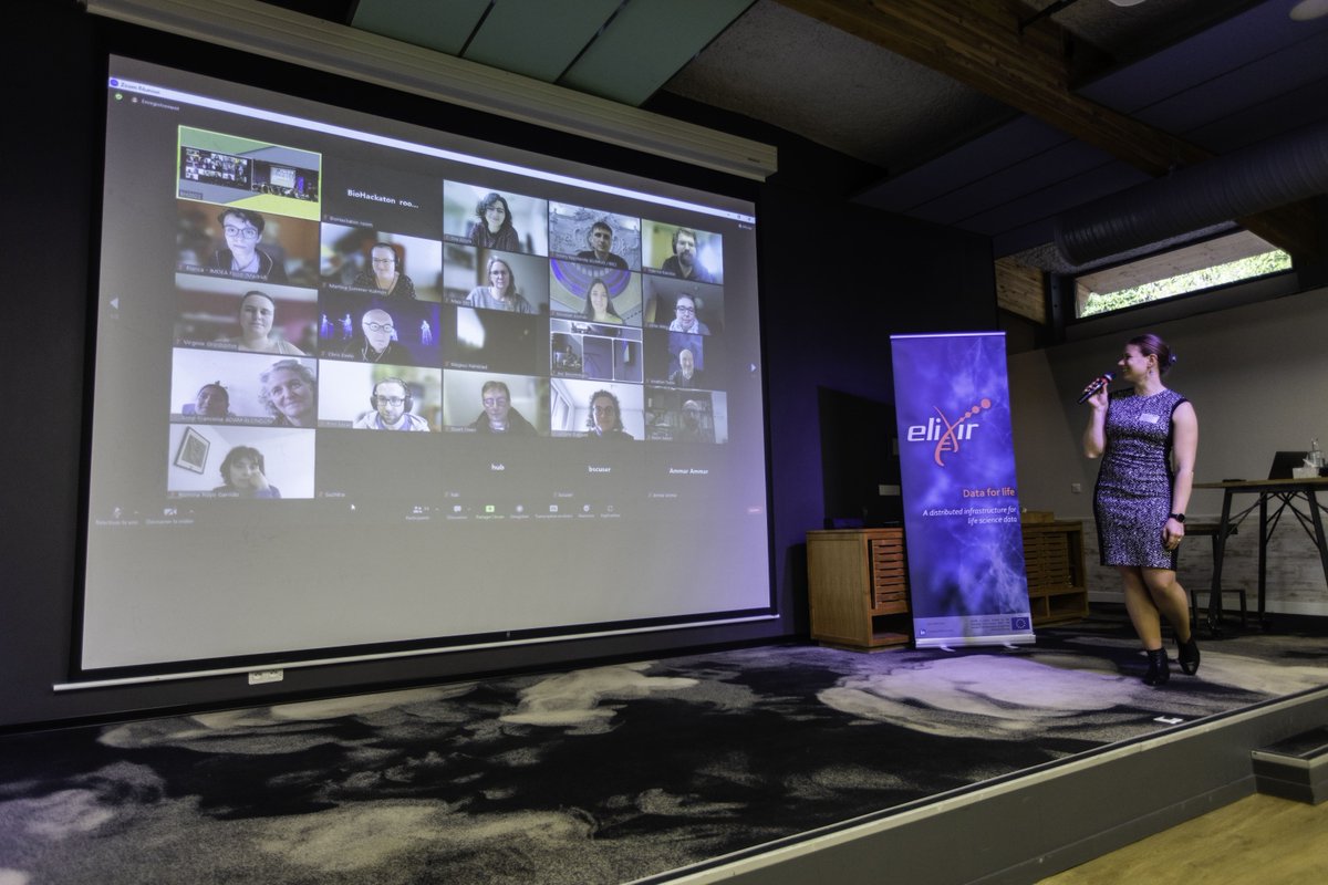 ELIXIREurope's tweet photo. 🏋Final stretch of #BioHackEU22!
Yesterday, the participants gave the mid-way report on the projects. 
And today, participants continue to work on their projects 🎯, collaborate with different teams 🤝and get ready for the final presentation tomorrow. https://t.co/ayeQRRGpoM