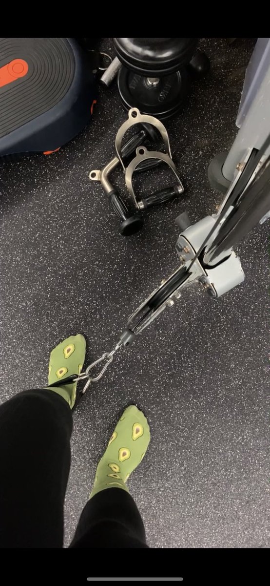 thereallhaya's tweet photo. الخميس 🥑 https://t.co/qysT8OsMlE