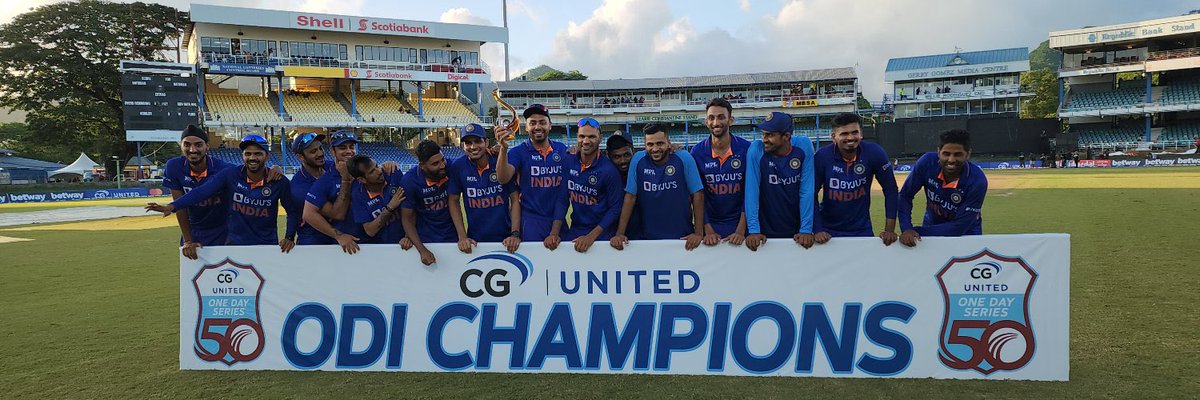 raoatif11's tweet photo. Inkaa tou ye nagma bhi nai hai “ Tum jeeto ya haro, hame tum sy pyar hai” 😅🟰😅 #TeamIndia #INDvsENG #TeamFortress2 https://t.co/vMfMeheDwU