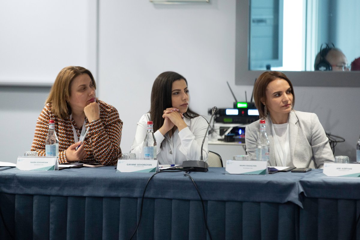 AmeriaBankCJSC's tweet photo. #Ameriabank joined Clearstream, Rosbank, Raiffeisenbank and members of regional banks to discuss ideas on development & expansion of #depository activities in #Eurasian region during #AECSD conference in #Yerevan.
🔗Learn more: https://t.co/i6EoEjKbjE https://t.co/wVGp4HCkrg
