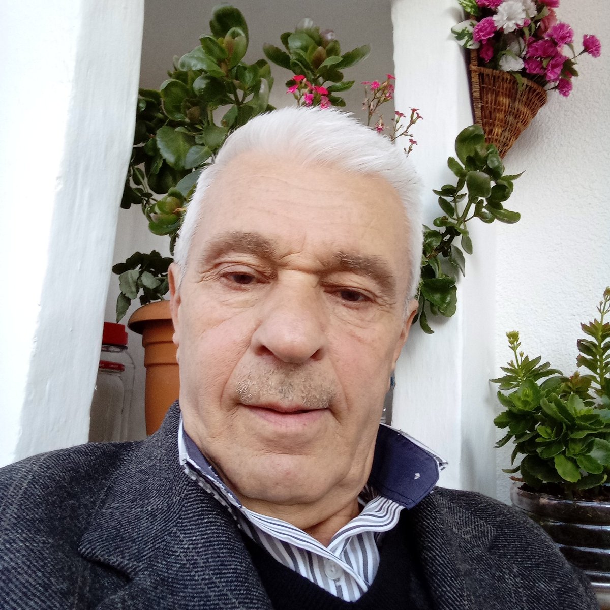 İBADET VE DUALARINIZ KABÜL CUMANIZ MUBAREK OLSUN.