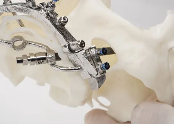 ROE Dental Lab tweet media