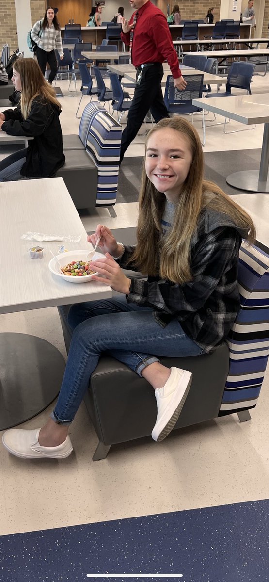 HarrisonCafeTNG's tweet photo. The Husky Way Waffle Bar ❤️ https://t.co/TDFymbZ8cX