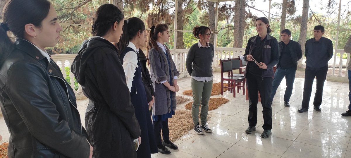 Jovidon4's tweet photo. My students in the Kulob Botanic Garden. Thanks to @jmitchell_RBGE, @GailLouiseStott and @kateleehughes for your usual support. They had a great time. https://t.co/fRJwxdt1FI