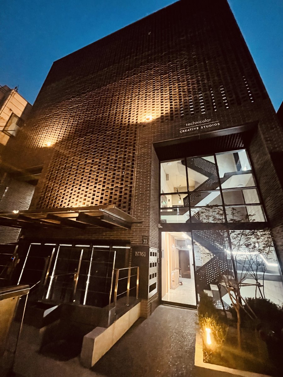 mill_paris's tweet photo. @MillChannel set to launch a new studio in Seoul, South Korea! 🇰🇷
Discover more here: https://t.co/2L0qJOmA45 https://t.co/2ioAi7mdVB