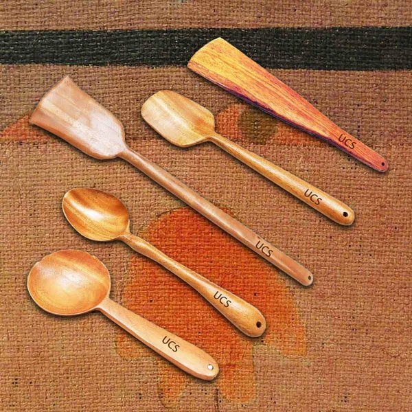 UCSNeemWoodComb's tweet photo. #UncommonStuffs #NeemWoodSpatula and #ServingSpoon have very smooth finish, hence easy to handle and are also SCRATCH FREE. Using these doesn't scratch the utensils...
https://t.co/6pkS8rtxV8 https://t.co/shP1H8AbVo