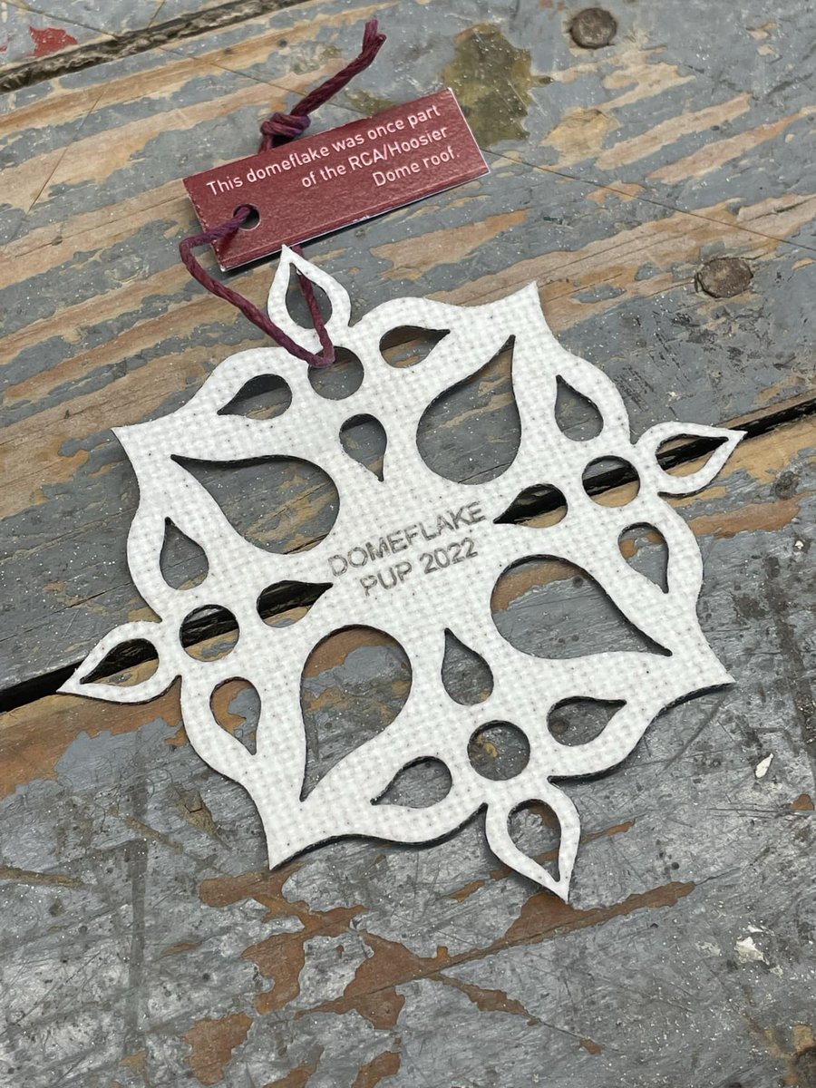 2022 Domeflakes have entered the chat! 
Each year we design a new pattern for a #recycled #RCADome snowflake ornament. Pick one (or five) up today! peopleup.org/collections/rc…

#stockingstuffers #2022holidaygifts #upcycled #buylesschoosewell