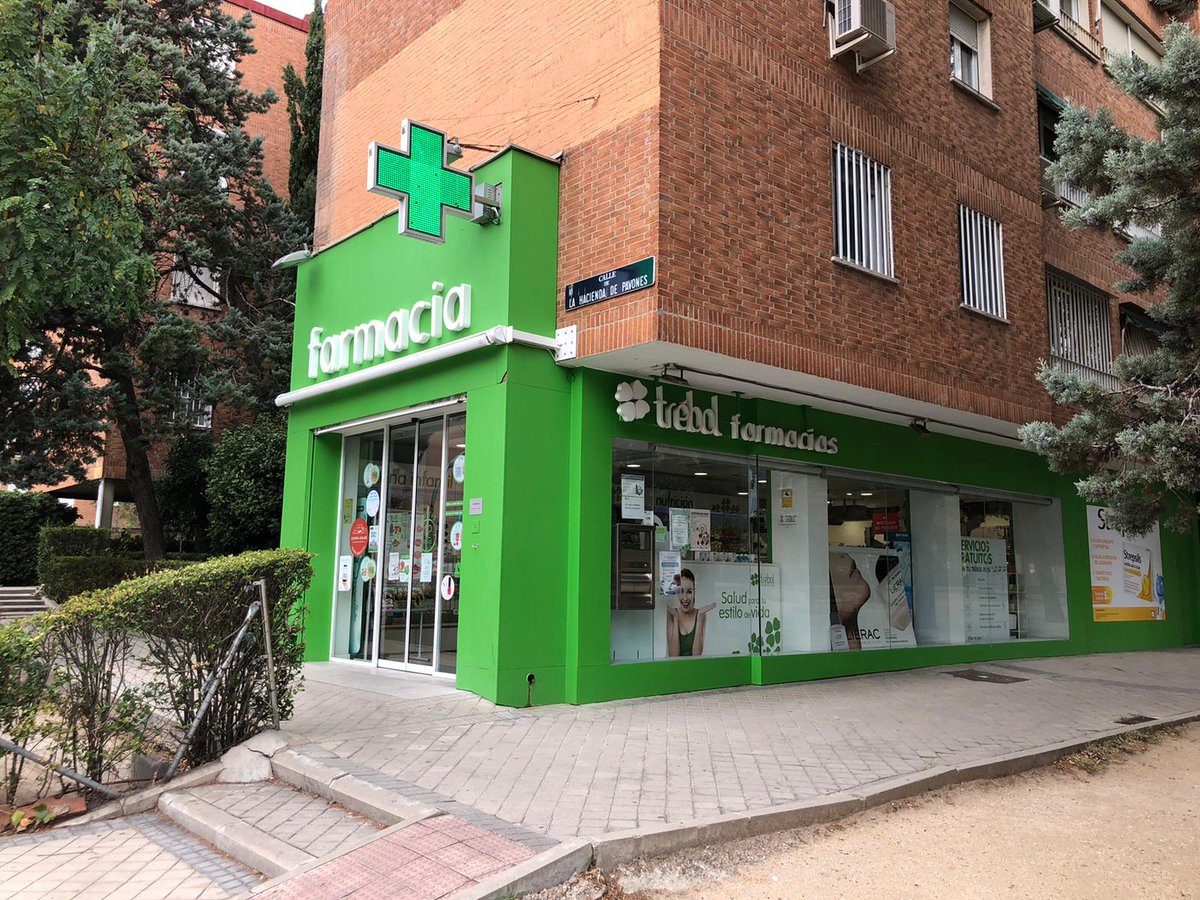 bdrowaes's tweet photo. Hoy nos adentramos en la Farmacia Trébol Moratalaz-Madrid!
Esta farmacia pertenece al grupo de nuestros amigos de @farmaciastrebol 
¡El proyecto ha finalizado recientemente y ha quedado genial!La instalación consta de un Vmax con Iprolog y ventanas. https://t.co/7OK6AOhrXJ