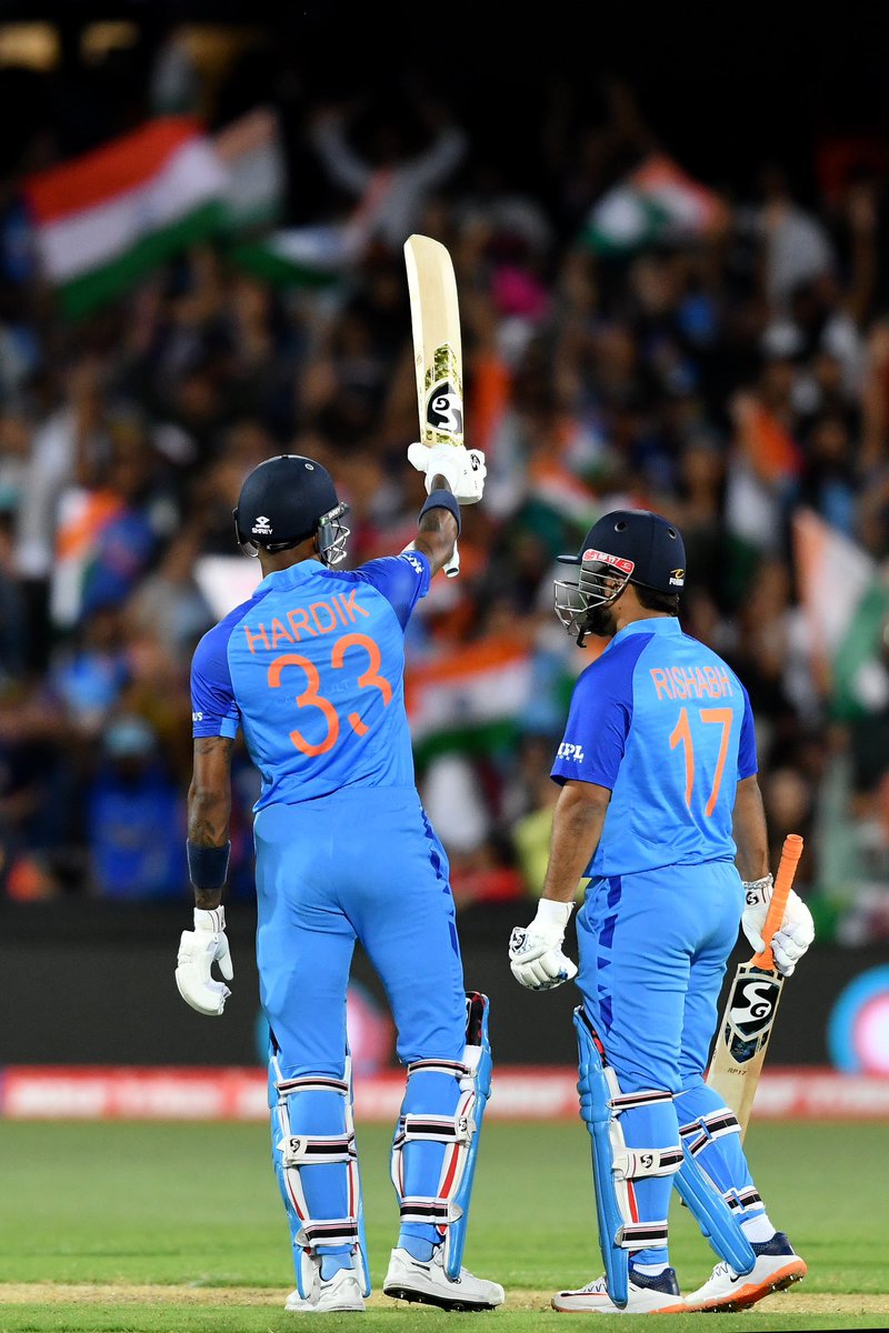 hardik pandya tweet media