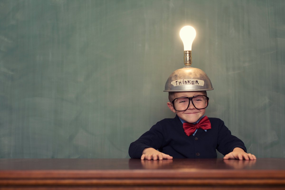 Hallo licht in #donkeredagen? Kom jij ons #helpen? We zoeken een #servicedesk medewerker / #systeembeheerder. #vacature link in bio.