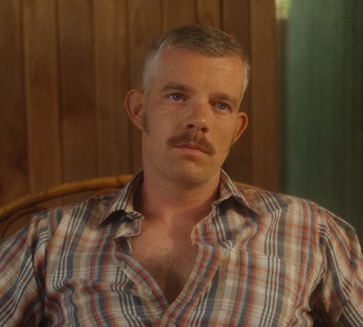 Russell Tovey tweet media