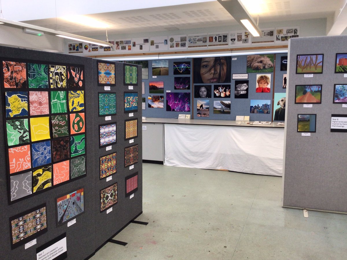 EmbleyArt tweet media