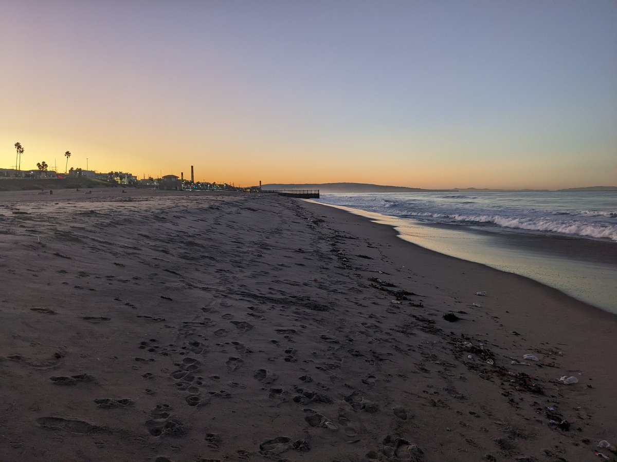 AvidIntent's tweet photo. Good morning! See my fellow plebs soon at @pacificbitcoin !
#BTC #playadelray https://t.co/xBjm1EANaI
