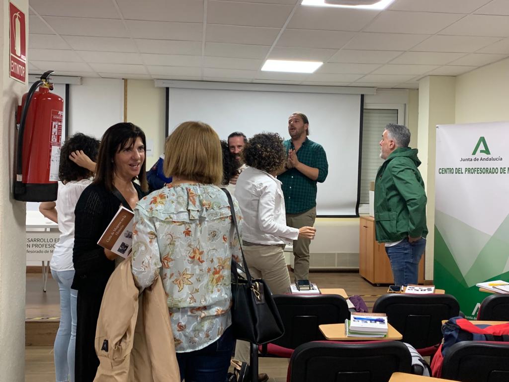 cepmalaga's tweet photo. Comisión Provincial de Igualdad, trabajando en @cepmalaga para seguir fomentando valores en nuestros Centros Educativos @cepaxarquia @cepronda @Mjbueno14 @cepantequera @FormacProfAnd @EducaAnd @ManoliFM https://t.co/Ex8Ckf9f57