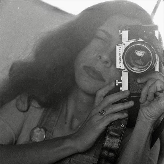 davereaboi's tweet photo. The great singer Gal Costa died yesterday at 77. Her distinctive voice and explosively-creative records captured my imagination when I was in college, and I have loved them more with each passing year. Collected below are some of my favorites. https://t.co/s5hTc1n6BJ