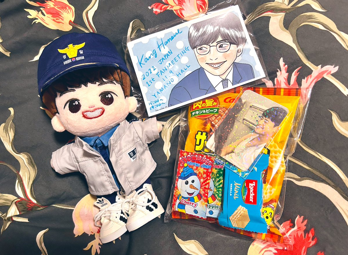 hnrkm's tweet photo. それから。挨拶してくださった方、お土産分けてくださった沼民の方、ありがとうございました🙇🙇‍♂️こやんいの隣にいたの私なんです…垢放置しすぎで恥ずかしくて名乗れなかった…ほんとROM専でごめんなさいの気持ち… https://t.co/eMmokWHPRB