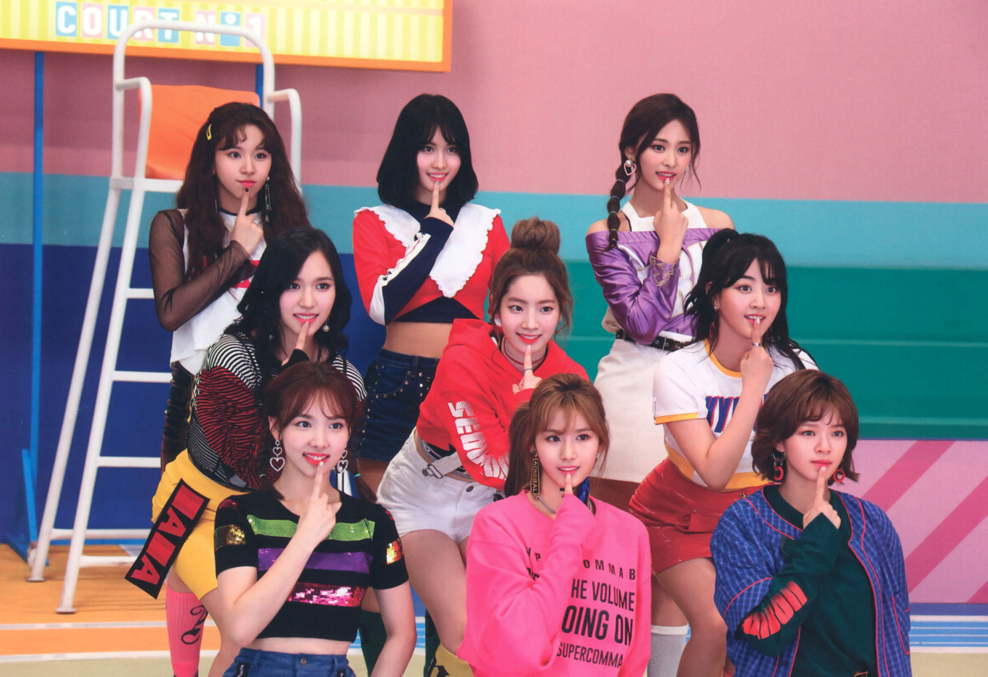 モモ once upon a time 写真集 TWICE