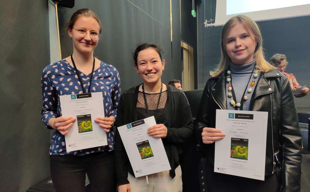 #ISCB2022 Poster Awards - 2nd Prizes sponsored by <a href="/ChemBioChem/">ChemBioChem</a> 

🏆 Henriette Lämmermann <a href="/RiveraChemLab/">Rivera-Fuentes Lab</a>
🏆 Kristina Makasheva <a href="/LCBM_EPFL/">LCBM</a>
🏆 Sarah Hübner <a href="/RiveraChemLab/">Rivera-Fuentes Lab</a> 

Congrats! 👏😀