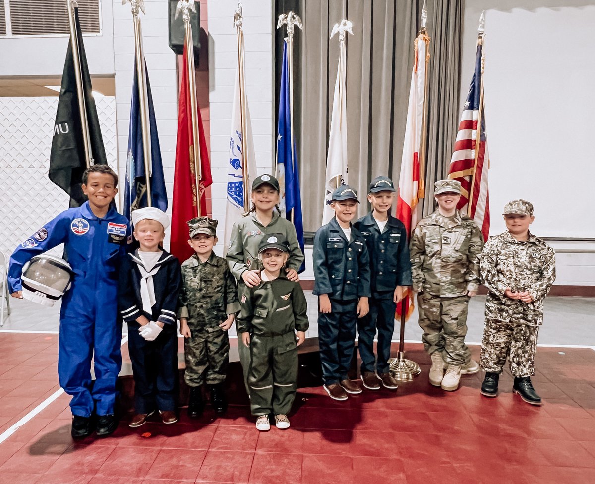 MarionCoSchools's tweet photo. Hamilton Elementary’s 4th grade classes did a wonderful job at their Veterans Day program honoring our local veterans! A special “thank you” to our guest speaker, Charlotte Hightower Elmore! We also truly appreciate the 4th grade teachers and retired teacher Mrs. Linda Watson! https://t.co/mOW5J7T6L3