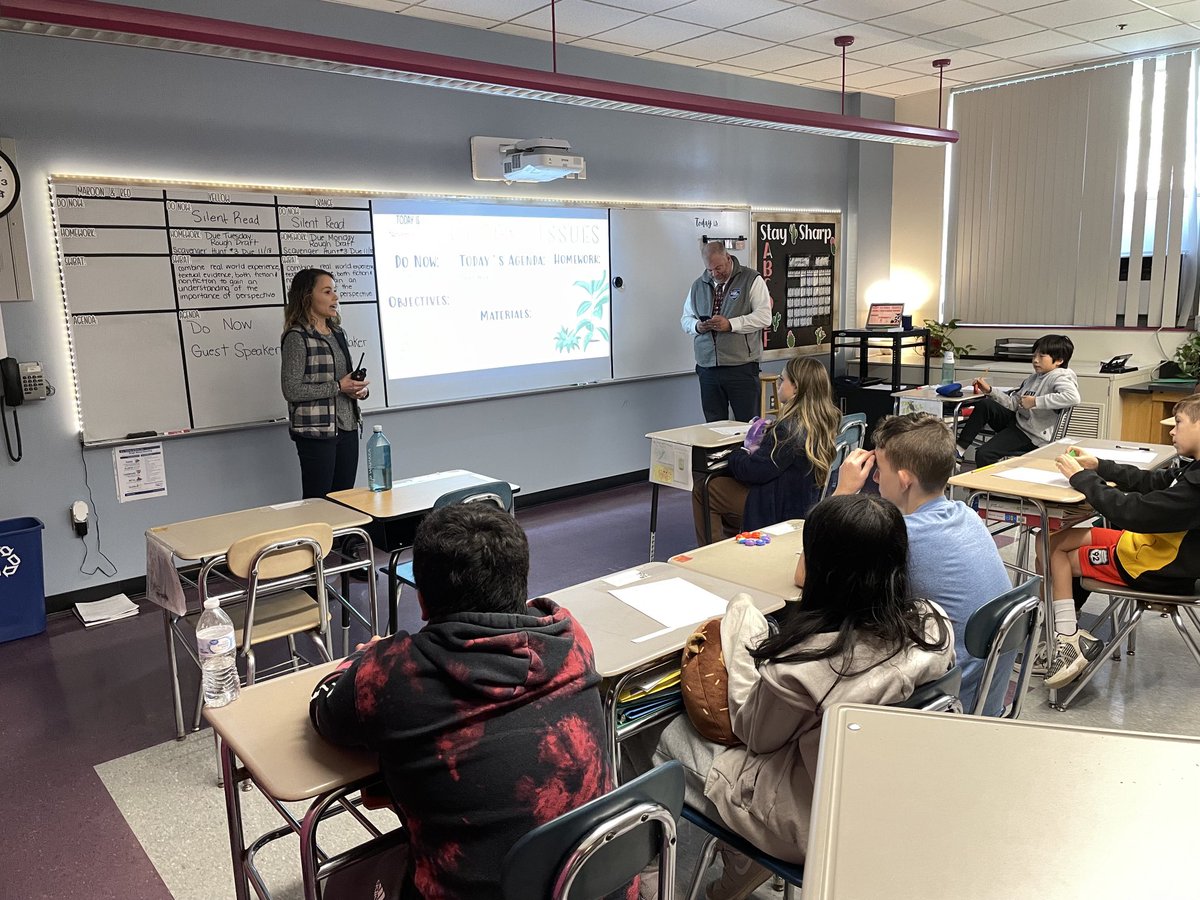 Detectives O’Brien and Dapolite speaking to our 7th grade Global Issues class with Ms. Parkinson.