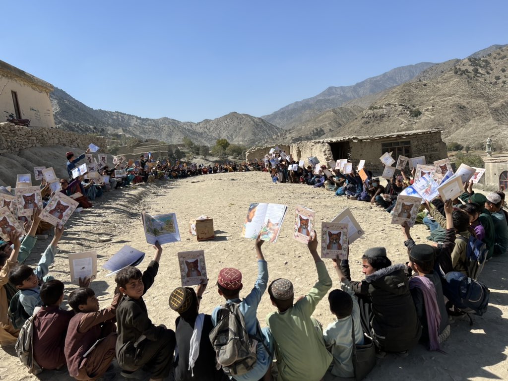 PenPath1's tweet photo. For the first time we distributed children literature books to children from Spera Dist of Khost province. We also handed some stationery. There are many areas in Afghanistan that children didn’t have access to books and stationery.#PenPathKhost #PenPathGirlsEduCampaign https://t.co/bb2zdzzL1e