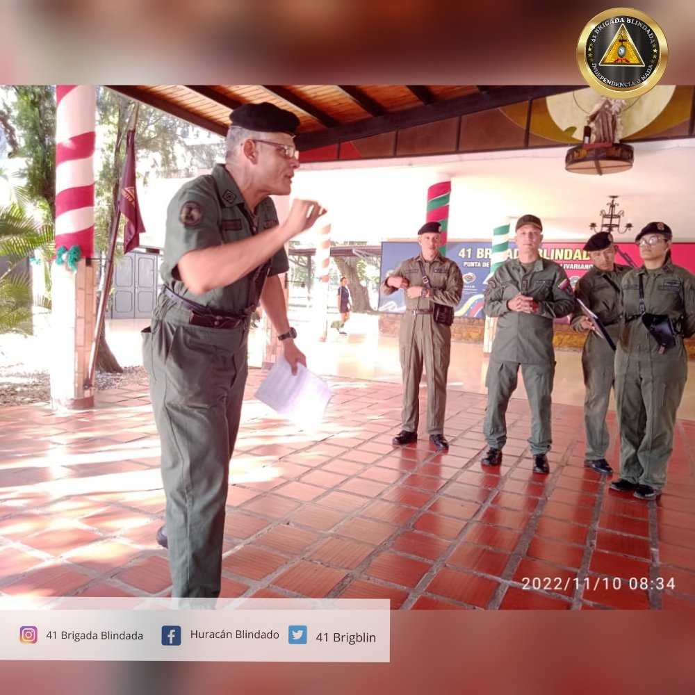 41brigblin's tweet photo. Enmarcado en los lineamientos del CEOFANB en la @41brigadablindada continuamos con la lectura y análisis de los Deberes   Deberes de los Militares, con el fin de  reforzar el conocimientos al personal militar de nuestra #FANB
#10NOV22
#FILVEN2022
#41bgdablintriunfar
#FANB https://t.co/jFQhHKbynB