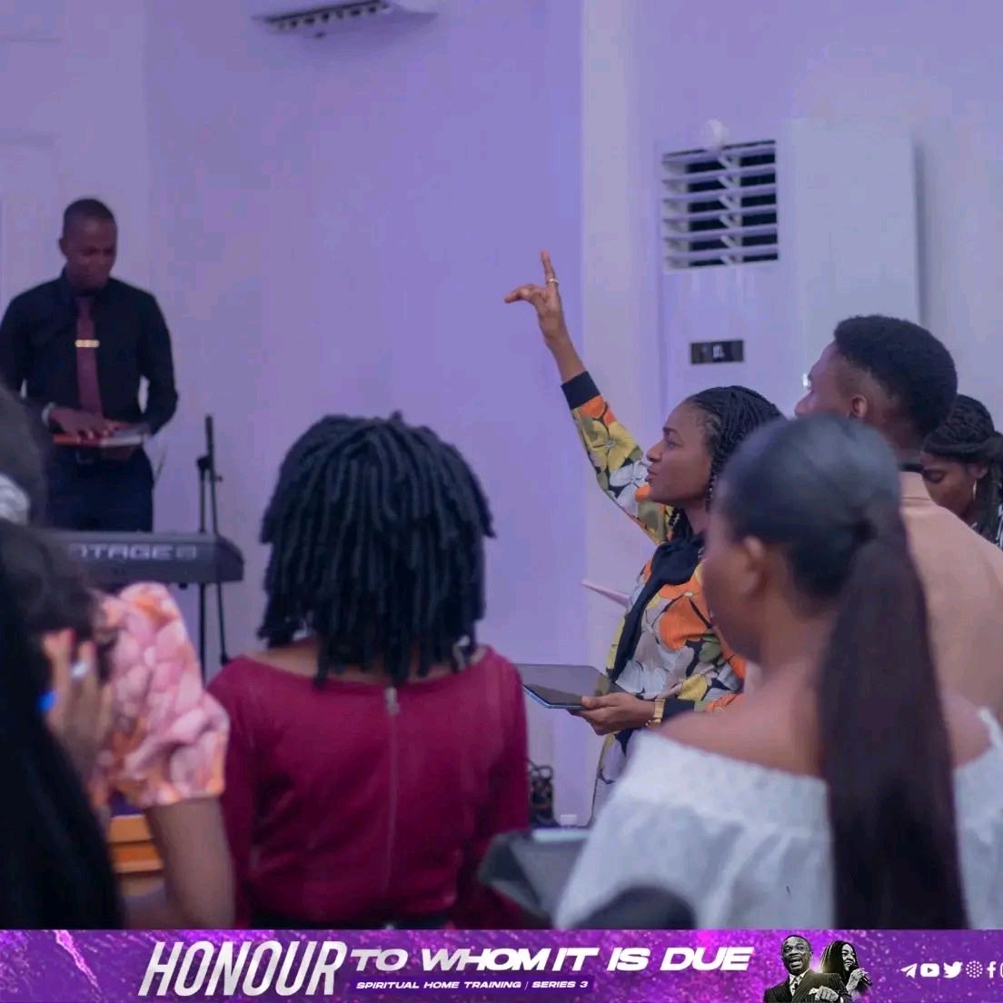 HoFChurchNG's tweet photo. It was an awesome 😎 time of Worship and learning yesterday in service🤗
You should have been here😊
#HoFMidweekService #HoFServiceStory #StrongerBelievers #HoFChurchNG #CampMeetingIsComing https://t.co/rheUdA3O9c