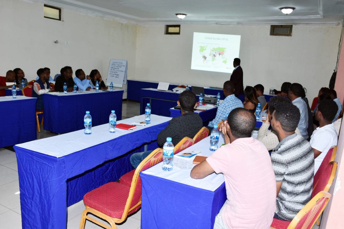 EADirectorDNDi's tweet photo. This week, health care workers from regional health bureaus &amp; visceral #Leishmaniasis treatment centers in Amhara, the Southern Nations, Nationalities, &amp; Peoples' Region (SNNP) &amp; Oromia regions in Ethiopia were trained on the new HIV-VL treatment guidelines. #HopeforLeishmaniasis https://t.co/SZY9f9Cm2w