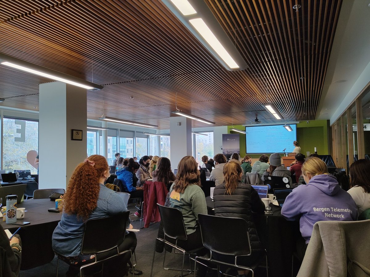 OceanTracking's tweet photo. Big thanks to @HugoMFlavio, developer of the R package actel from @LaurierBiology, for guiding us through how we can keep our data under control! We're looking forward to navigating an ocean of data with you next! #2022OTNSymposium https://t.co/Wo9qQjmMop