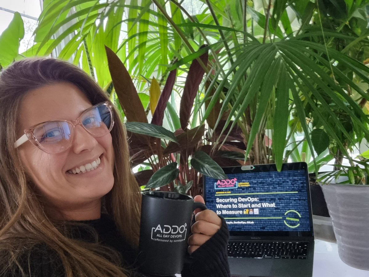 devstefops's tweet image. Starting in 15 mins ⏰ #alldaydevops 🎉 
Live from the #devstefops urban jungle☕️🌴 
Register here 🔗sonatype.cventevents.com/hub/events/ef5…