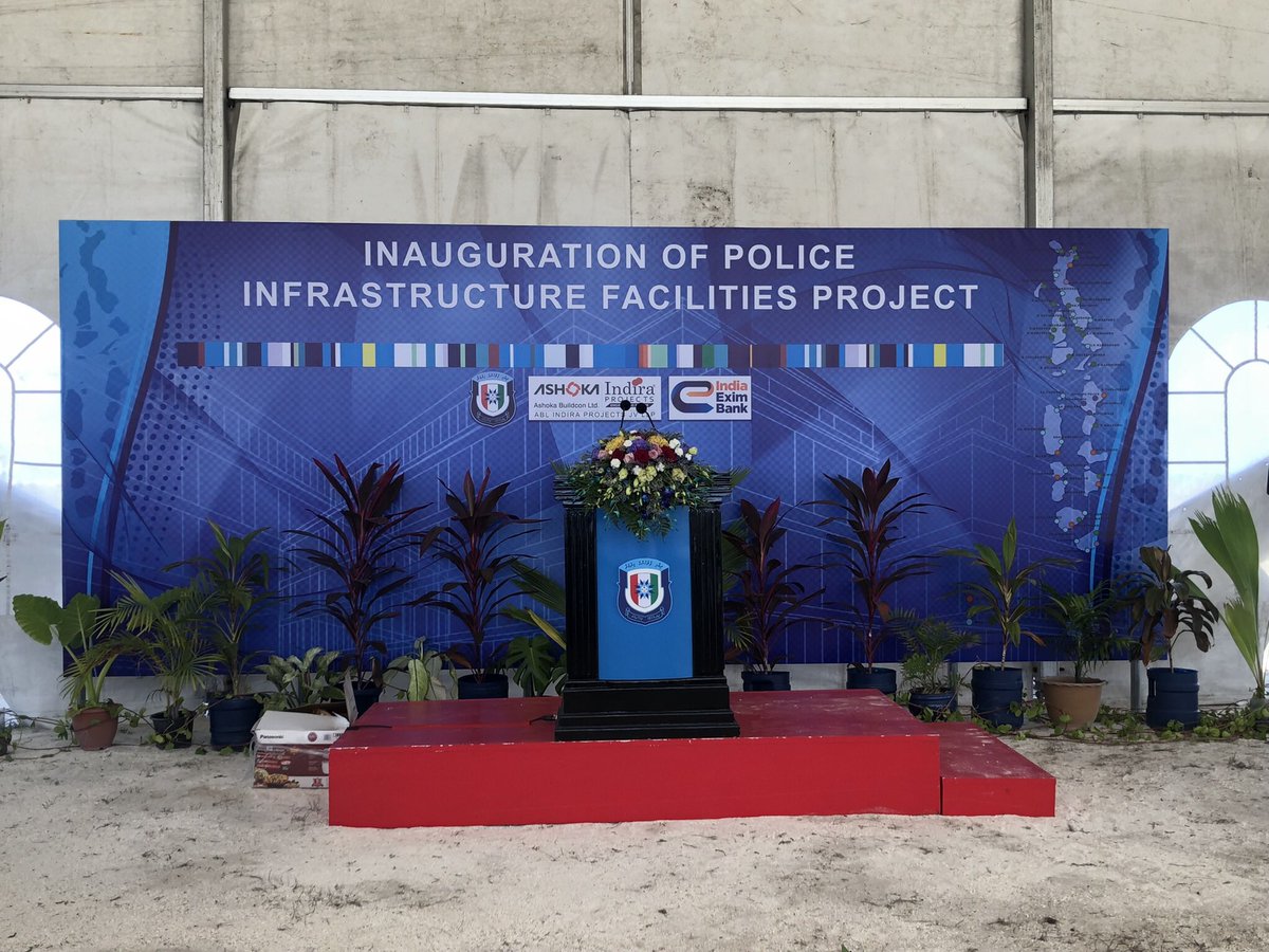 ThulusdhooMv's tweet photo. 3 months after groundbreaking. Wrok completion 0%. @PoliceMv @M_Hameedh https://t.co/z9OTYSJ7wX