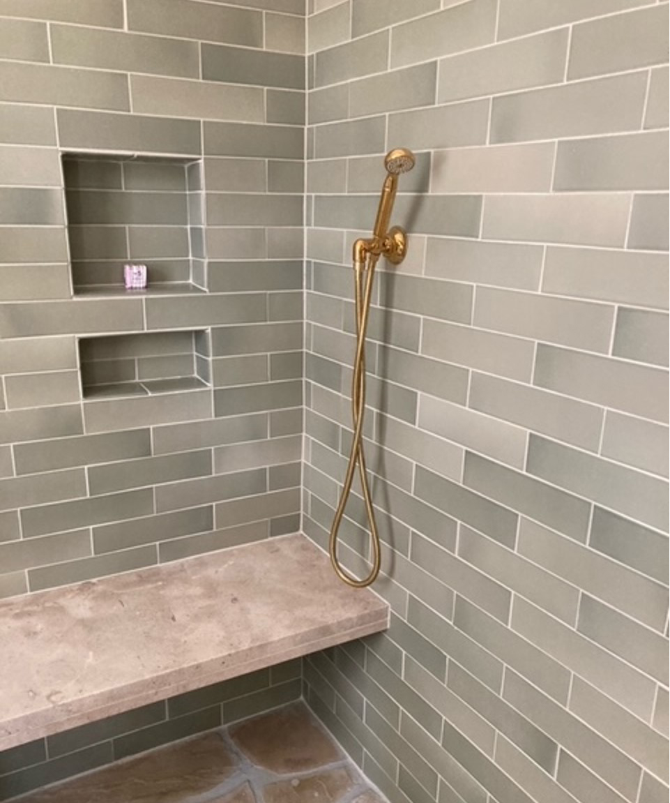 exacttile's tweet photo. When you find something you like, get it in every color!

Tiled Showers featuring 3x12 and 1x6 Rectangular Box Liner in Canvas Sage, Heron Blue, Azie Green, Warm White, Fern, and Pebble. Designed by Lee Ledbetter &amp; Associates. Tile &amp; Installation by @exacttile 

#bathroom #tile https://t.co/9bDfSzKOZX