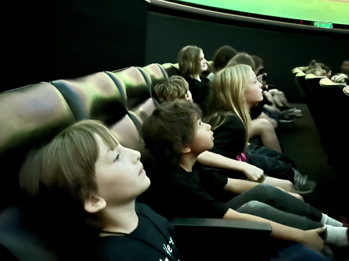OwlclassS's tweet photo. OWL students got to experience the magnificence of the cosmos yesterday!We began with astrophotographer Pat Hoyes sharing his work. Then we ventured to the Gottlieb Planetarium at Union Station.  #204BravesPride https://t.co/nGMAP0sqNr