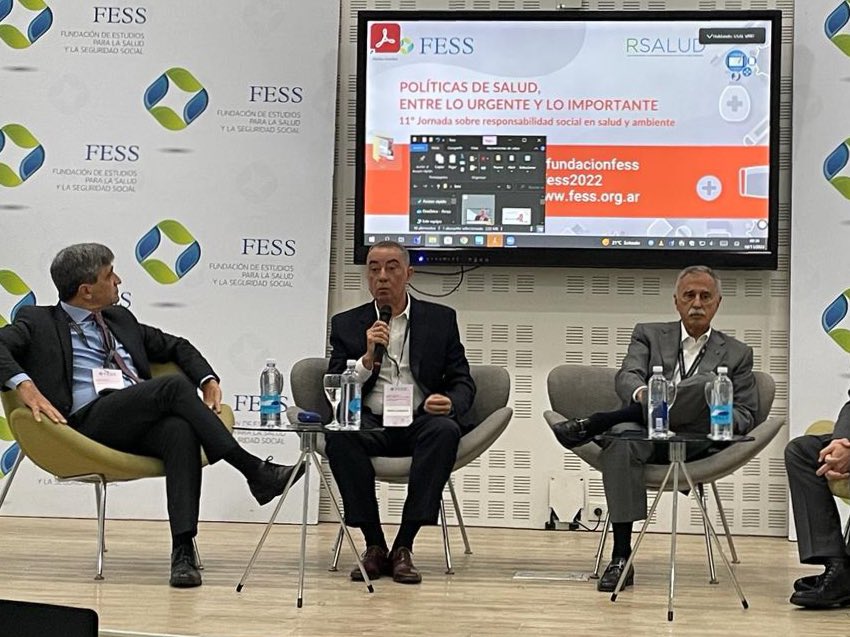 SeCassinotti's tweet photo. Esta mañana participé del panel “Politicas de Salud, entre lo urgente y lo importante” organizado por la @FundacionFess, en el que  intercambiamos miradas con @pyedlin y Mario Lugones acerca de las urgencias de nuestro sistema de salud. https://t.co/P2194x3OQm