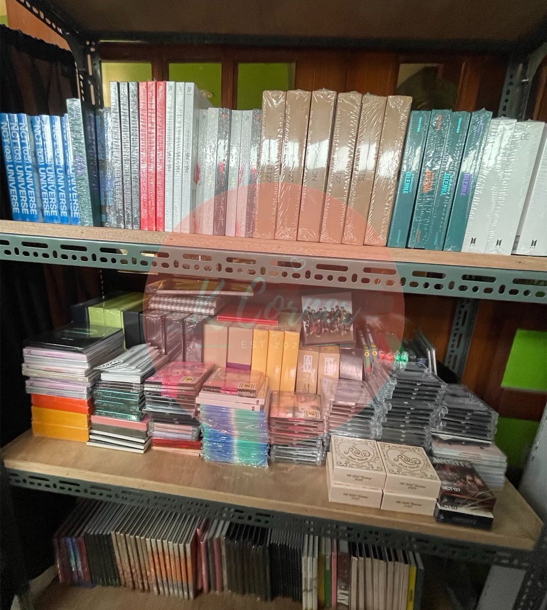 kcornershopph's tweet photo. Are you ready for the biggest sale of the year? Watch out as we're about to drop the largest discounts this weekend! All items are ONHAND!

1 random rt-er will also WIN a sealed album of his/her fave! Just make sure to:

follow us, rt this tweet + comment your ult group below! 🫶🏻 https://t.co/oK7ZDsyf3K