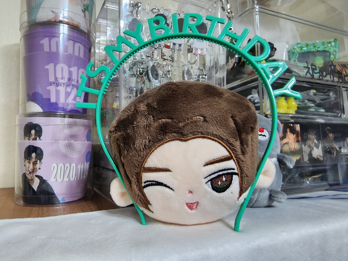 Minime960907's tweet photo. 😭😭꺼꾸로지만 괜찮아요 행복합니다 💚💚
머리띠 강제나눔 받아주신 쌤들도 감사합니다 https://t.co/6rfq1IIDbG
