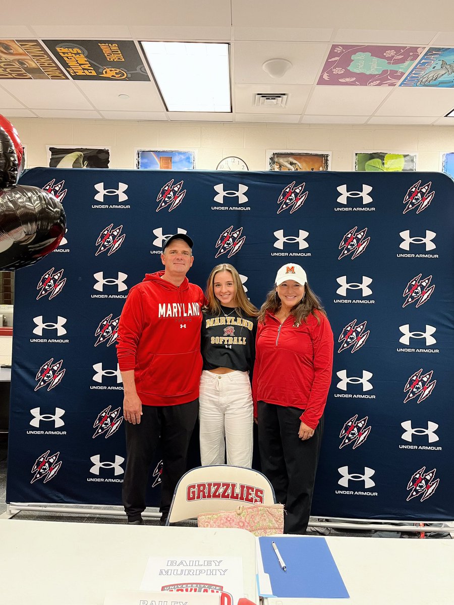 BaileyMurph2023's tweet photo. officially official!!❤️🐢@TerpsSoftball https://t.co/nAKMDLvtTi