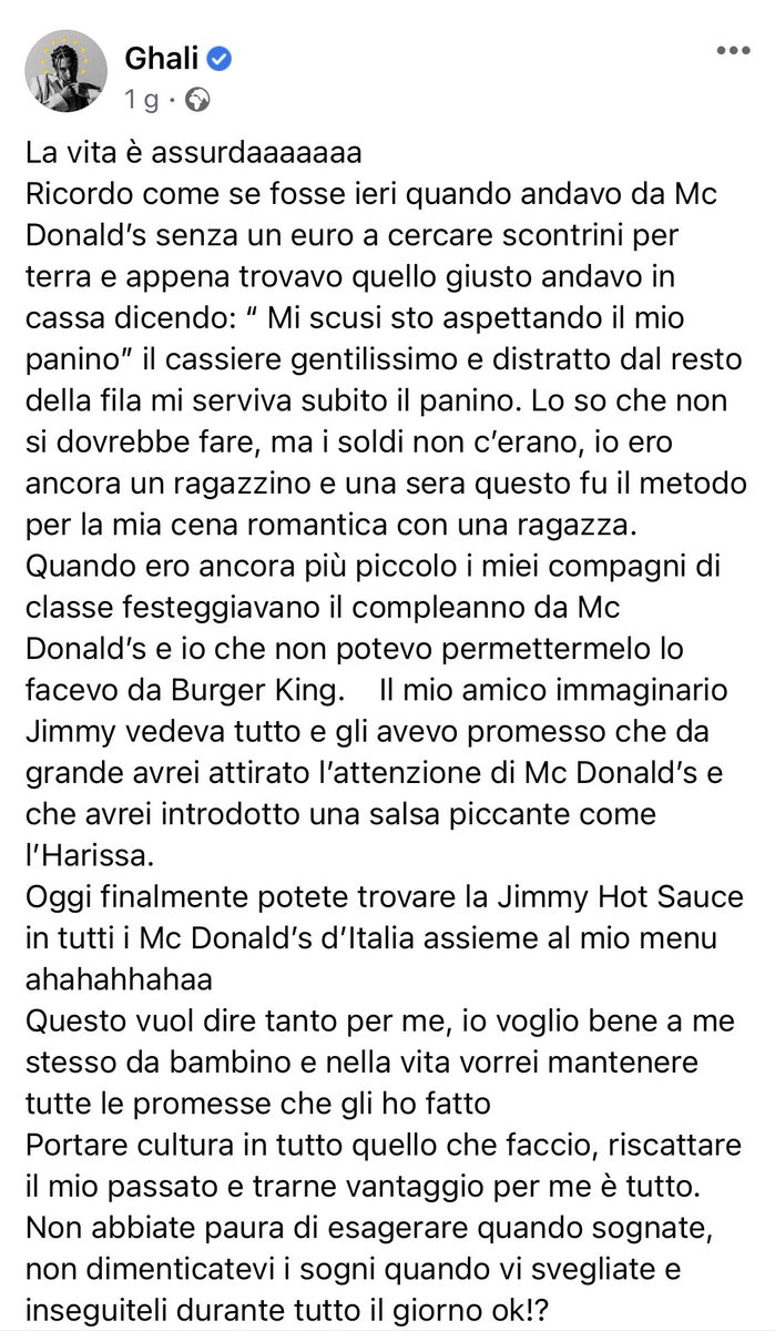 MagicaGrace's tweet photo. Ghali che scrive che da piccolo non poteva permettersi il Mc Donald’s ma solo il Burger King (che costa molto di più) mi ha fatto capire che molto spesso le storie strappalacrime che ci raccontano i vip sui social sono frutto soltanto di strategie di marketing… #ghali #mcdonald https://t.co/e6TVgCZzDU