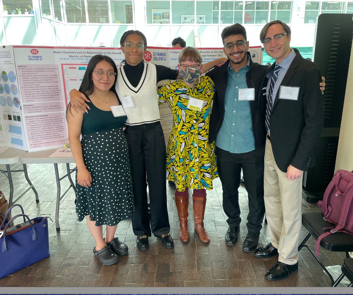 EmilyHerstoff's tweet photo. Last weekend at #MACUB, my amazing CSTEP students from #SFC presented their summer research on zooplankton and water chemistry of the East River, NY.
I am SO proud of their hard work! Their posters were amazing, and their enthusiasm for their research was inspiring! https://t.co/2XekaCVGKk