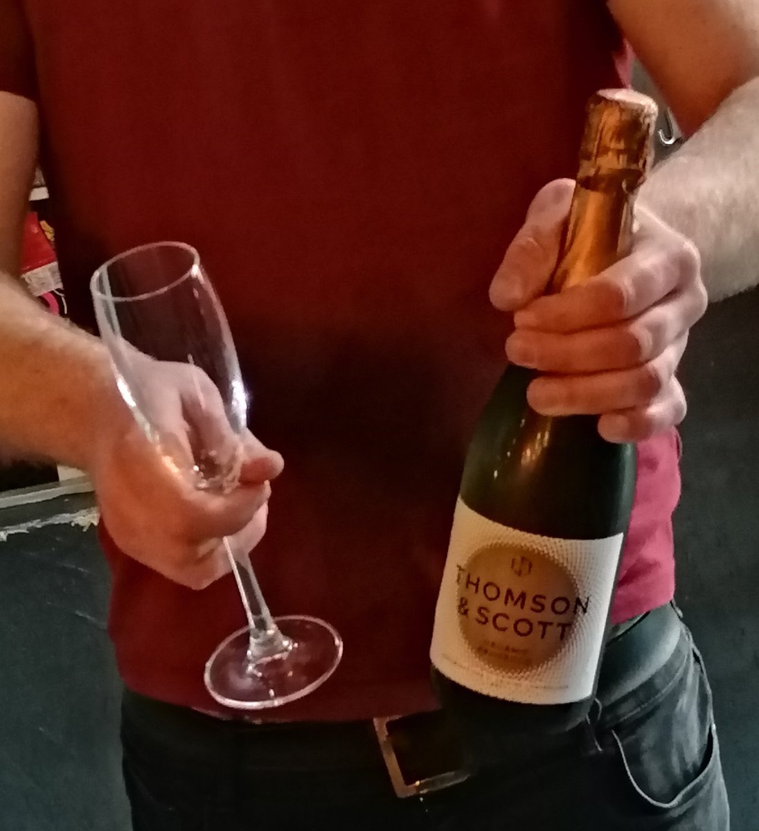 FIZZ FRIDAY!!!🎉
🍾🥂🍾🥂🍾🥂🍾🥂
Get yourself in for a bottle of bubbly EVERY FRIDAY for ONLY £15!!

#fizzfriday #proseco #brewdog #reading #bottleofbubbly