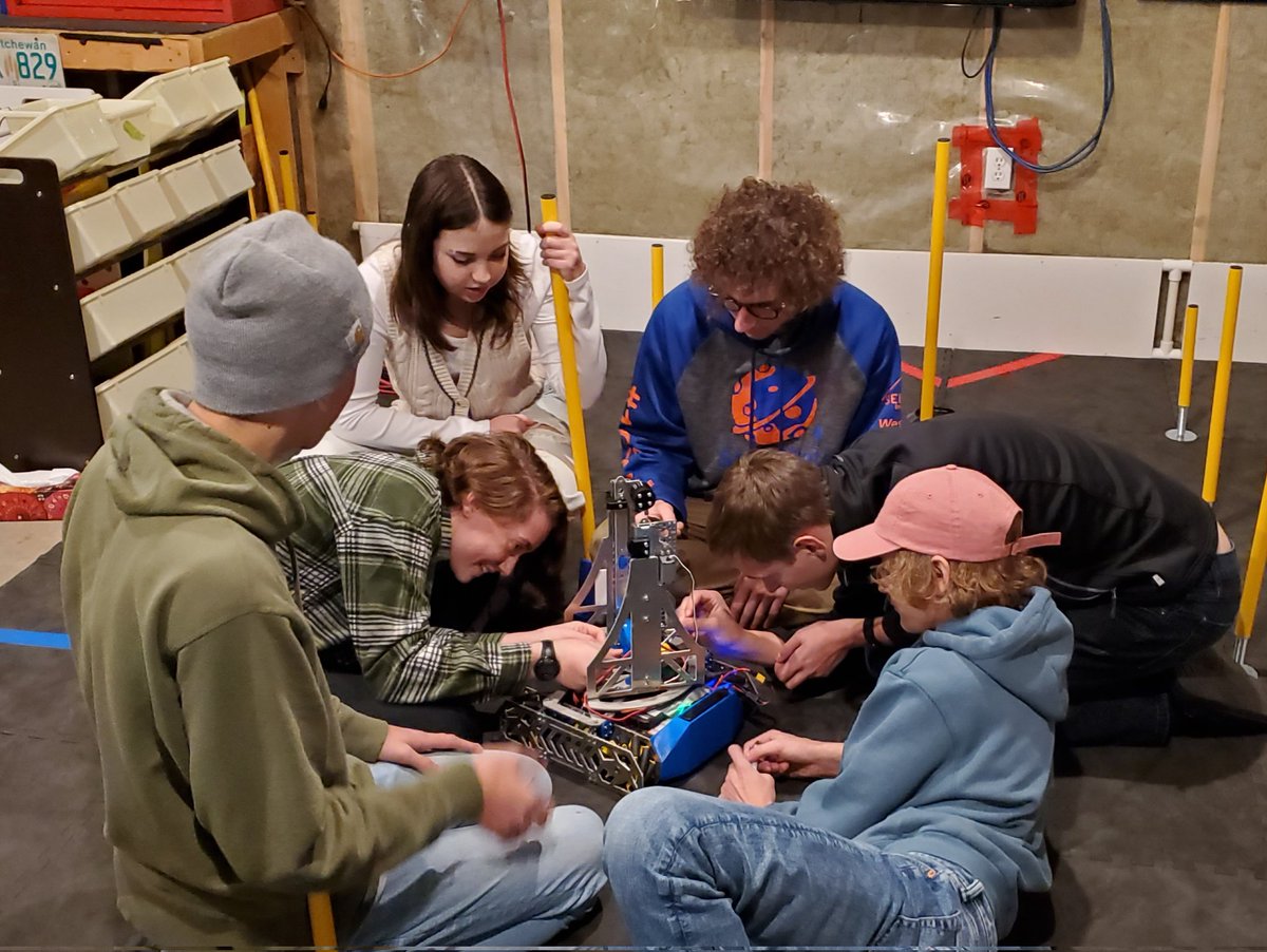 It's a team effort tonight!