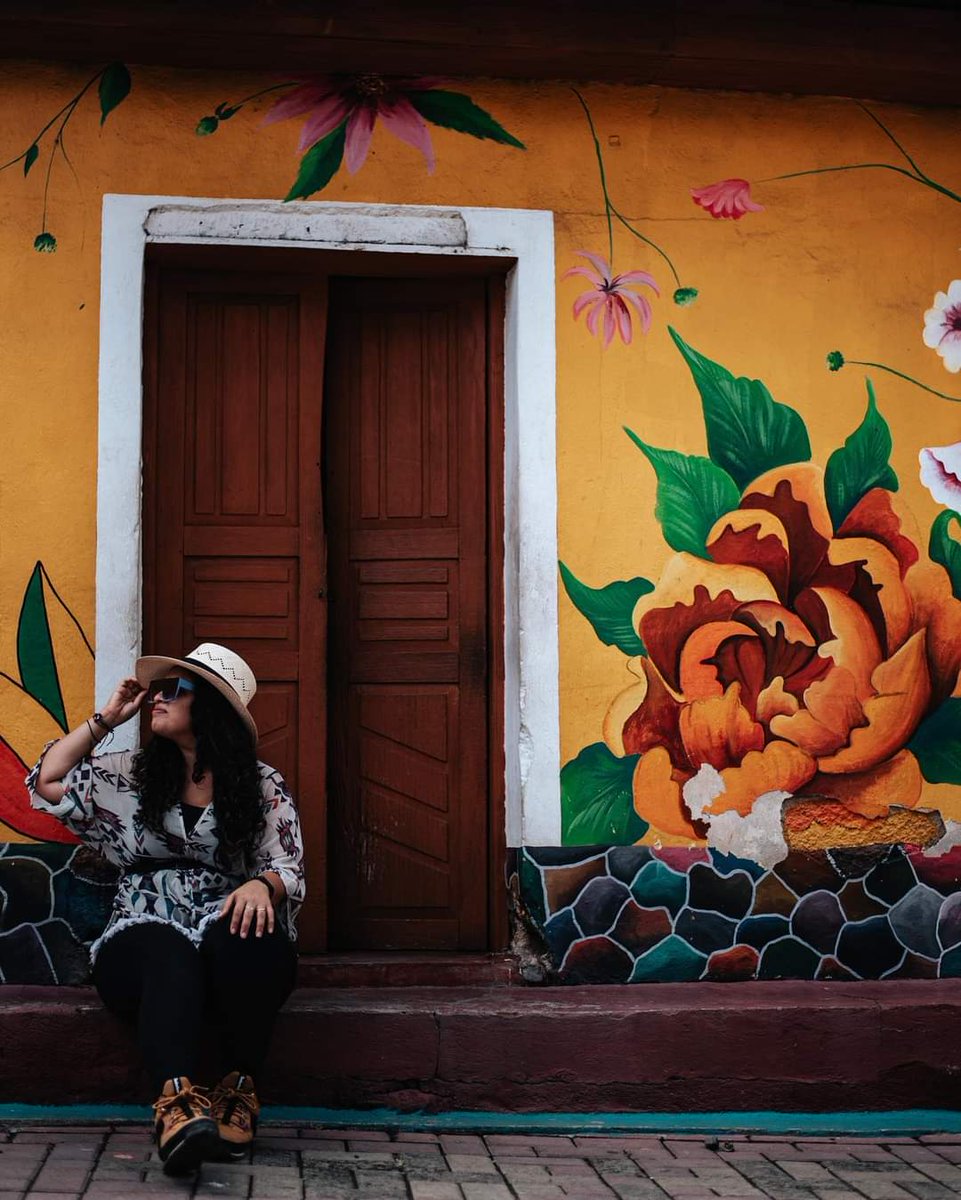 POV: When you've had no photography skills until you start traveling the world. ⁣
⁣
𝗪𝐡𝐚𝐭'𝐬 𝐚 𝐬𝐤𝐢𝐥𝐥 𝐭𝐡𝐚𝐭 𝐲𝐨𝐮'𝐯𝐞 𝐥𝐞𝐚𝐫𝐧𝐞𝐝 𝐨𝐯𝐞𝐫 𝐭𝐡𝐞 𝐩𝐚𝐬𝐭 𝐜𝐨𝐮𝐩𝐥𝐞 𝐨𝐟 𝐲𝐞𝐚𝐫𝐬?⁣