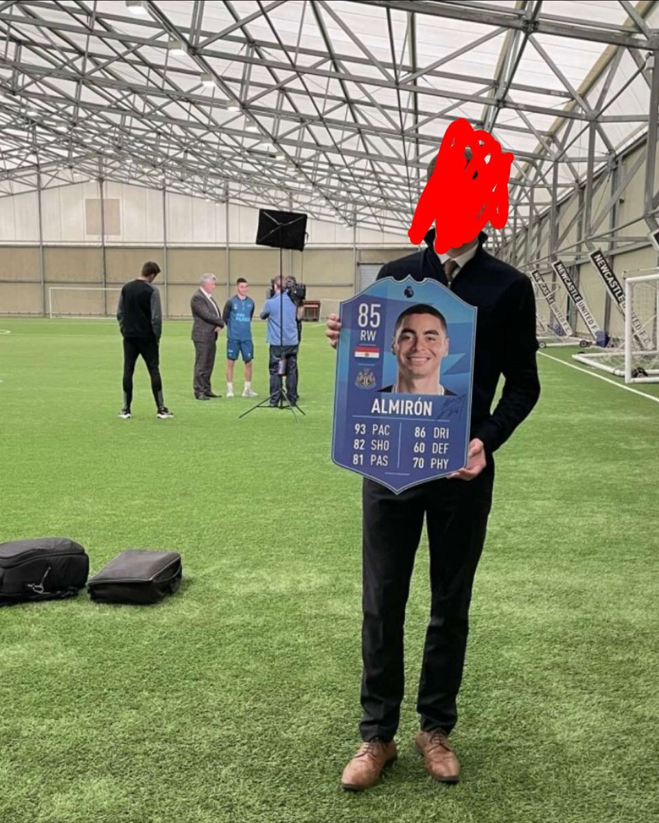 AdamP1242's tweet photo. Miguel Almiron has beat the likes of Haaland and De Bruyne to win Premier League player of the month

PLAY LIKE ALMIRON 🇵🇾🇵🇾🇵🇾

#NUFC https://t.co/jHhbeCLEqa