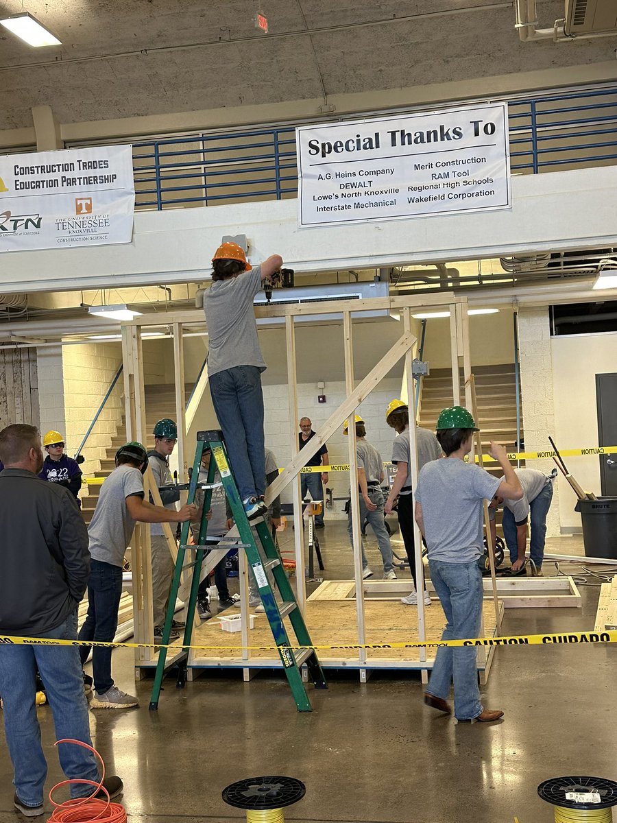 FHSconstruction tweet media