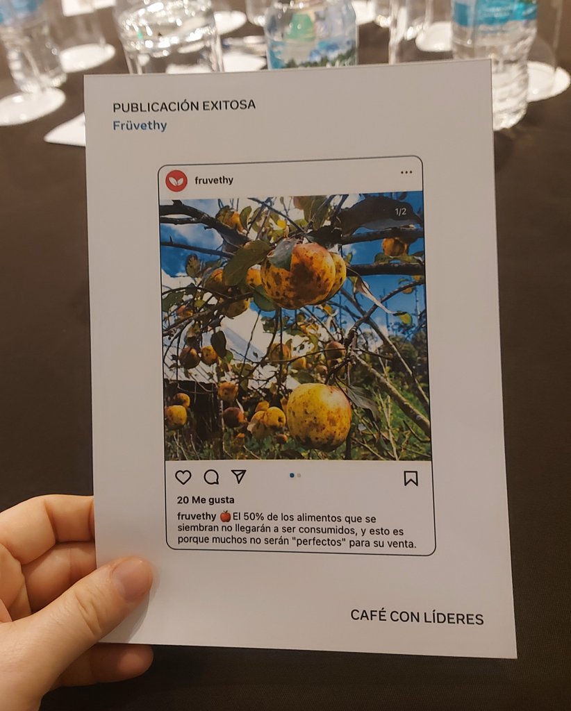 fruvethy's tweet photo. Gracias @Meta por invitarnos a #CaféConLíderes , en dónde pudimos compartir con legisladores, las historias y vivencias de las empresas mexicanas
#fruvethy #meta #HechoenOaxaca https://t.co/L08LfZUzws