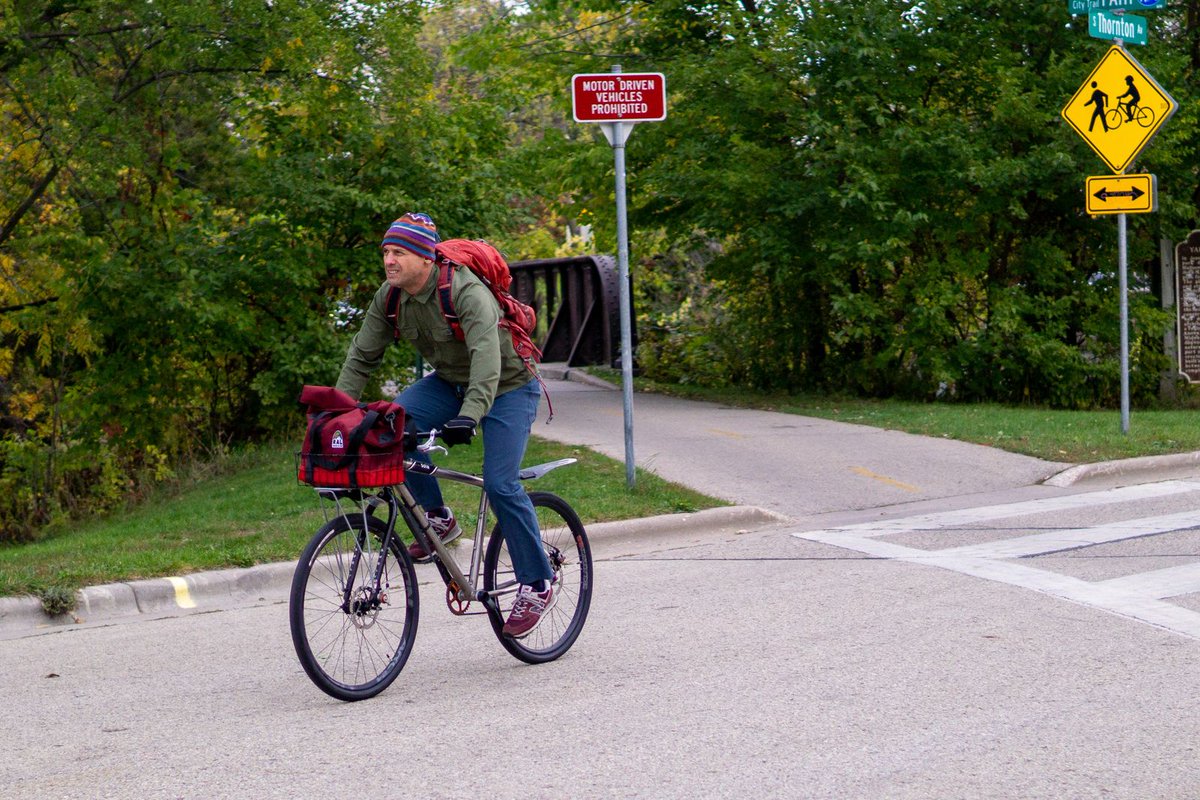 cyclists_of_msn's tweet photo. #cyclistsofmadison https://t.co/GvZYxyerEW