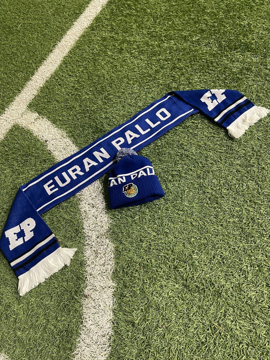 Nyt niitä saa! Nimittäin EuPan fanituotteita:
Kaulahuivi 18 €
Pipo 20 €
Koko setti yhteensä 35 €.

Myynnissä hallin kioskissa sen aukioloaikoina tai erikseen sovittaessa. #EuranPallo
